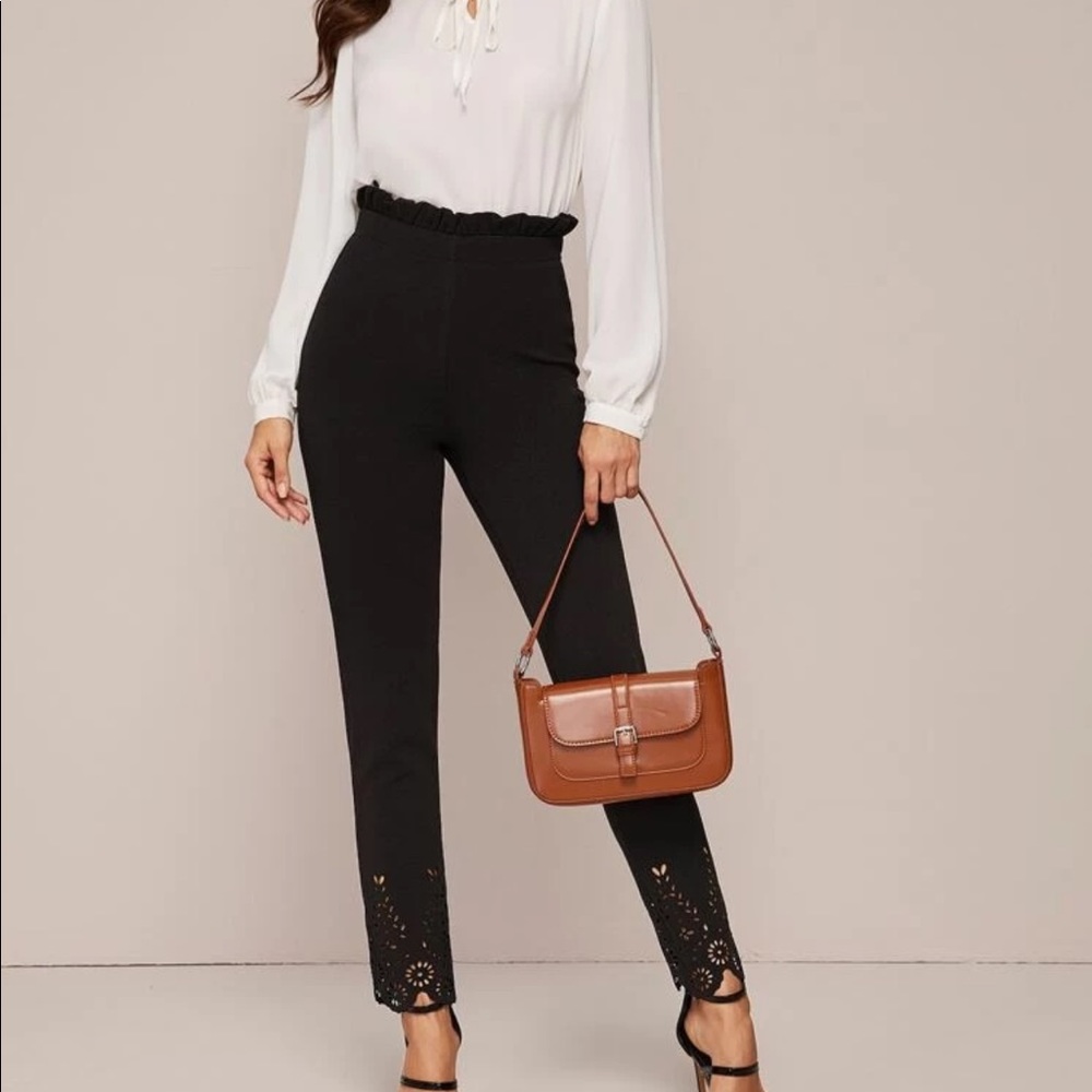 Black stretchy pants